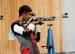 射击巡回赛,庐州闪电队与天山玄武队鏖战,VAR改判成焦点!新人首发惊艳 射击巡回赛,庐州闪电队与天山玄武队鏖战,VAR改判成焦点!新人首发惊艳