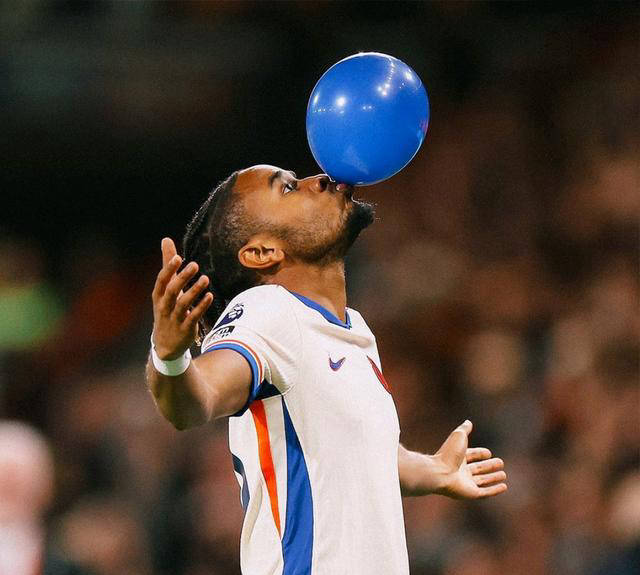 表现优异引发热议!,姆巴佩在切尔西比赛中败北赛场气氛高涨(姆巴佩在皇马穿几号) 表现优异引发热议!,姆巴佩在切尔西比赛中败北赛场气氛高涨(姆巴佩在皇马穿几号)